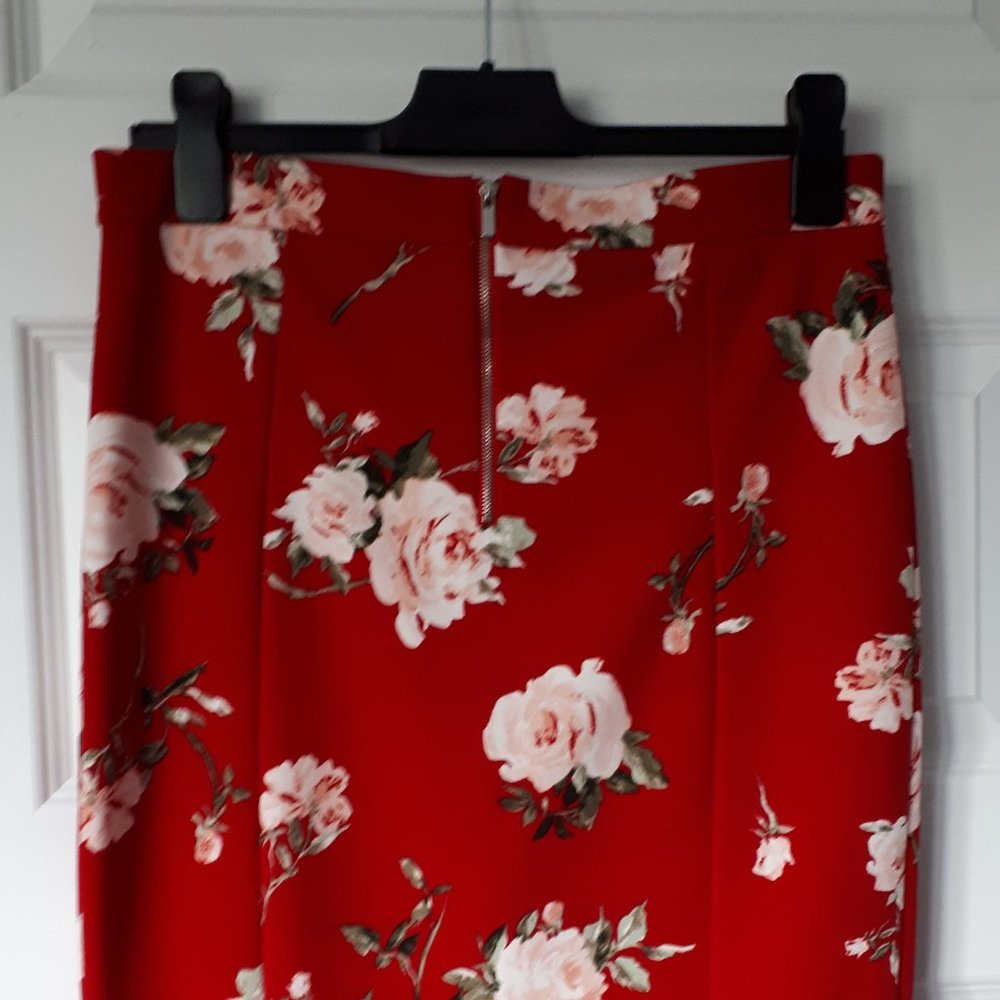 knee length Skirt  Red with flowers